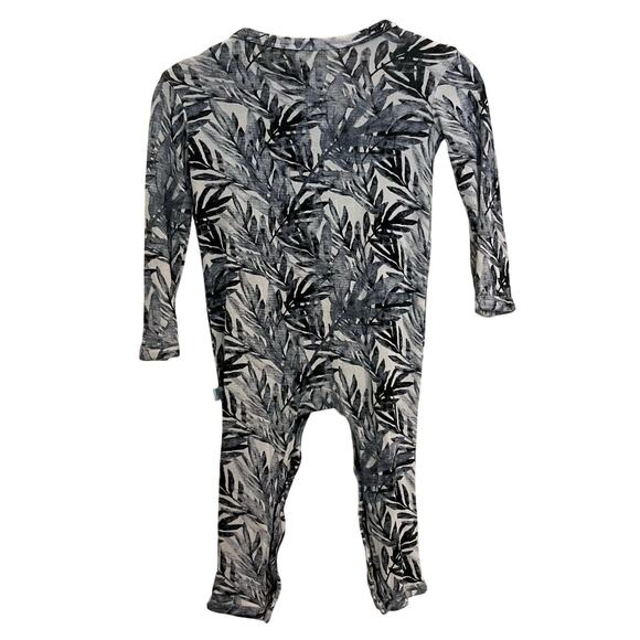 Posh Peanut Other - Posh Peanut Bamboo Leaf Print Long Sleeve Romper Gray Black 3-6M Baby Unisex